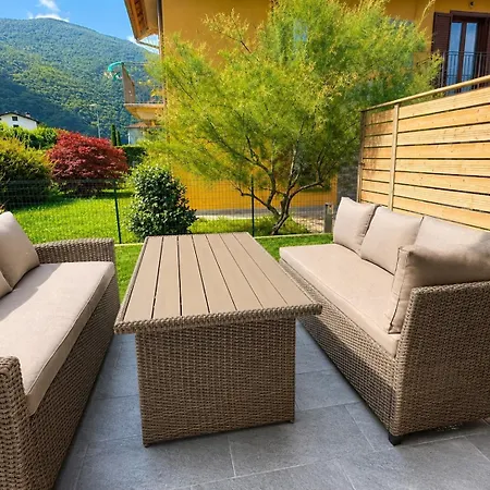 Villa Diamante, Spacious Comfort On With Garden, Garage & Ac