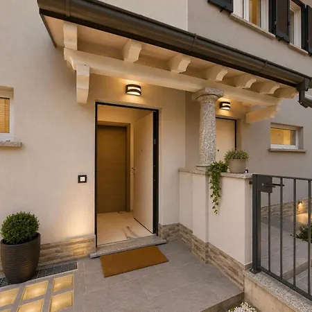 Diamante, Spacious Comfort On With Garden, Garage & Ac *